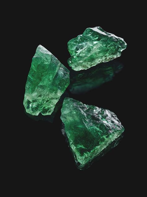 Luxury Jewelry: Emeralds