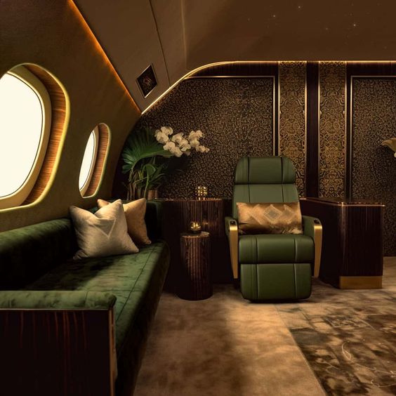 Luxury Travel Comparison: Chartering a Yacht vs. Private Jet